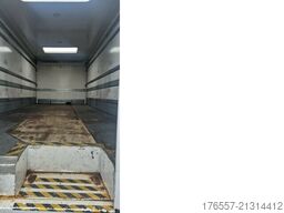 Mercedes-Benz Atego 1018 L AWL Wechselsystem Koffer