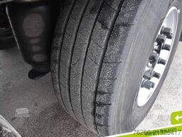 SCHMITZ CARGOBULL ThermoKing SLXi300 Doppelstock FP60 MIETE