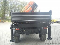 Mercedes-Benz UNIMOG 1300L mit großem Kran + Funkfernsteuerung