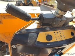 Thwaites Mach 664
