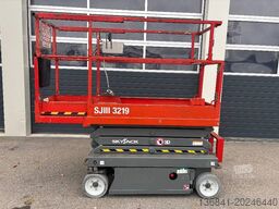 SkyJack SJ 3219 7,80m Scherenarbeitsbühne