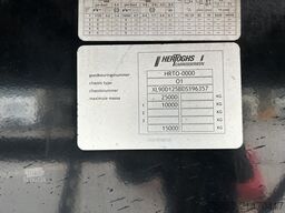 Krone / Hertoghs 01 / City / Curtainside / Loadlift 2...