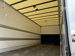 FUSO Canter 7C18 3-Sitzer Klima Koffer Ladebordwand