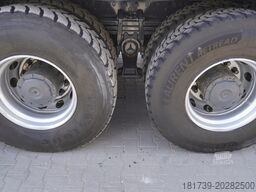 Mercedes-Benz Actros 2641 6×4 E5 / Crane / Dumper