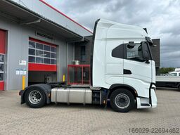 IVECO S-WAY 490 NAVI 2 Tanks Sehr gepflegt