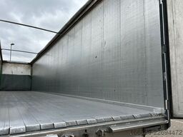 KRAKER CF-Z Schubboden 92m³ 10mm Boden Sehr sauber