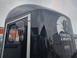 Cheval Liberté Alu Pferdeanhänger Origin Sattelkammer