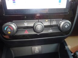 FORD Ranger XLT 4x4 DoKa AT Winterd. Streuer Schild