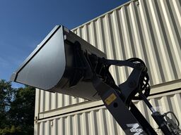 MECALAC MCL2 / Neuwertig / inkl. Schaufel