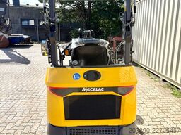 MECALAC MCL2 / Neuwertig / inkl. Schaufel
