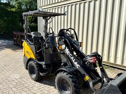 MECALAC MCL2 / Neuwertig / inkl. Schaufel