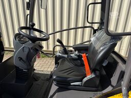 MECALAC MCL2 / Neuwertig / inkl. Schaufel