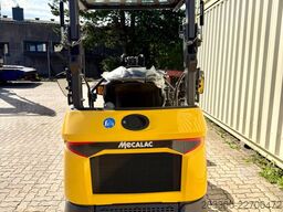 MECALAC MCL2 / Neuwertig / inkl. Schaufel
