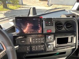 RENAULT RENAULT T 520 4x2 SATTELZUGMASCHINE SCHWARZ