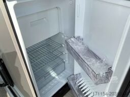 LMC INNOVAN 600 ,ASD, Aufstelldach,26 Modell,Navi