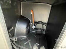 LMC INNOVAN 600 ,ASD, Aufstelldach,26 Modell,Navi