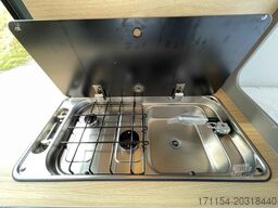 LMC INNOVAN 600 ,ASD, Aufstelldach,26 Modell,Navi