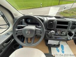 LMC INNOVAN 600 ,ASD, Aufstelldach,26 Modell,Navi