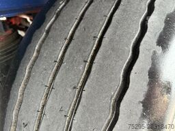 KÄSSBOHRER 3 Achs ThermoKing SMX-50 defekt Lamberet Aufbau