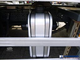 Mercedes-Benz Antos 1927 4x2 gas tank 19 m3