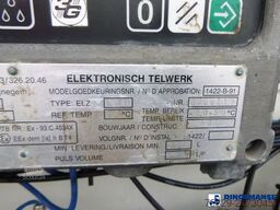 Mercedes-Benz Antos 1927 4x2 gas tank 19 m3