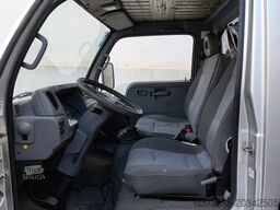Nissan Cabstar