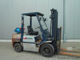 KOMATSU FG 30 T -11E