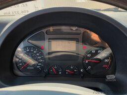 IVECO Eurocargo 120E28 / Ladebordwand