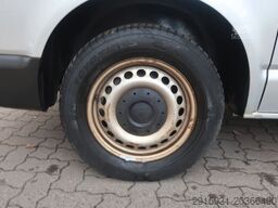 VOLKSWAGEN T5 Transporter Kasten 4Motion/Klima/AHK/FN: 217
