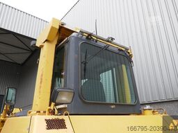 Komatsu D85PX-15