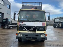Volvo FS 7-19 (MANUAL PUMP / POMPE MANUELLE / LAMES /...