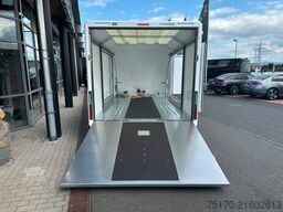 Brian James Race Sport / Länge: 5,03 m / 3.000 kg