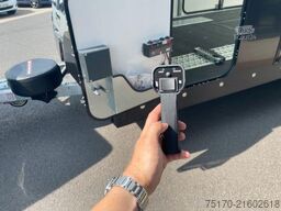 Brian James Race Transporter 7 / Länge: 6,16 m / 3.500 kg