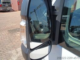 Peugeot Boxer Carado CV600 del 2024 | Manuale | Completamente equipaggiato