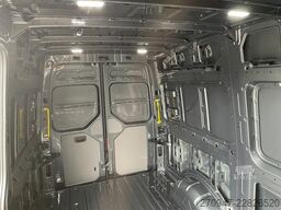 MAN TGE 3.180 L3H3 Kasten 4x4 ACC LED NAV LENKRADHZ