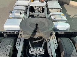 MERCEDES-BENZ Actros 1942 EURO 6 ONLY 431.000 KM 2x TANKS HOLL