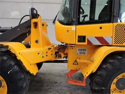 VOLVO L30G + Fork