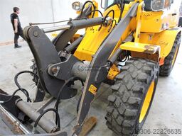 VOLVO L30G + Fork