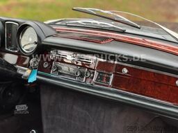 MERCEDES-BENZ 280 SE/9 3.5 W11 Cabriolet Bj.1970