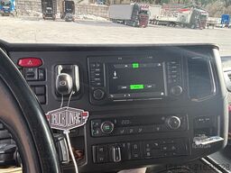 SCANIA