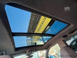 AUDI Q8 55 TFSI quattro PKW SUV Pano 3.0l V6 RS-Paket