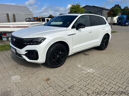 VW Touareg R-Line 4Motion