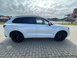 VW Touareg R-Line 4Motion