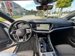 VW Touareg R-Line 4Motion