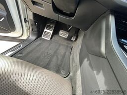 VW Touareg R-Line 4Motion