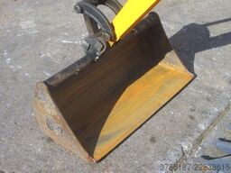 JCB 8008 CTS *2x Löffel* *Verstellfahrwerk* vgl 8010