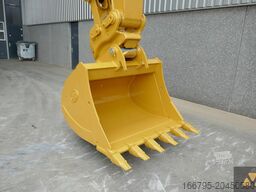Caterpillar 330FL