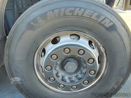 Iveco Stralis HiWay