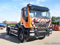 Iveco Trakker 360 +Waf 20t.hooklift