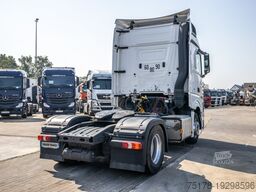 MERCEDES ACTROS 1845 LS